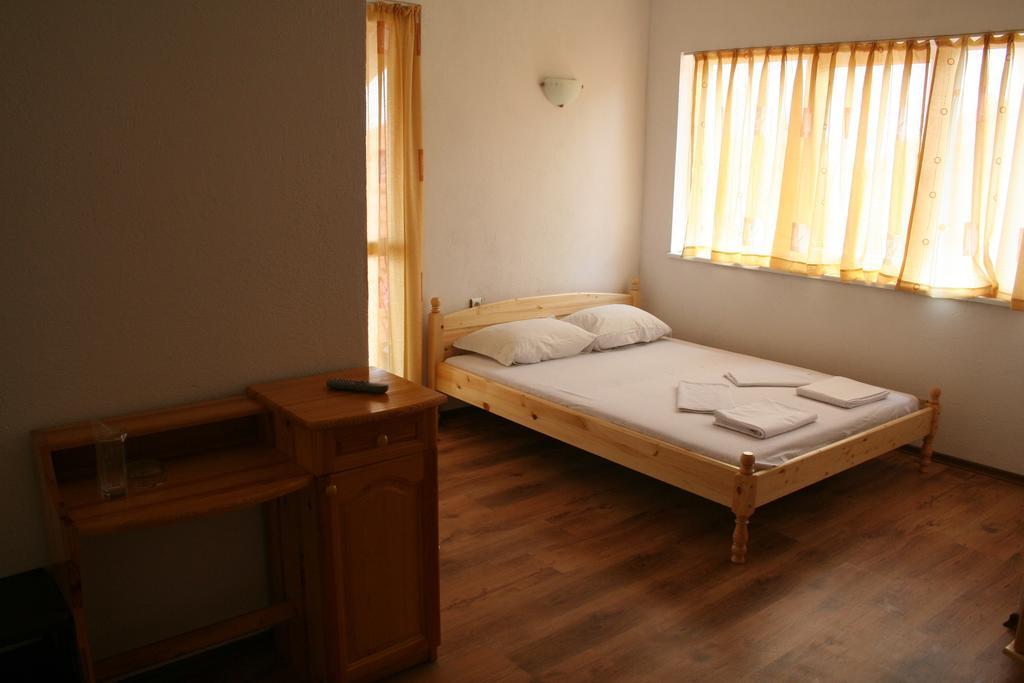 Guest House Sokratovi Обзор Номер фото