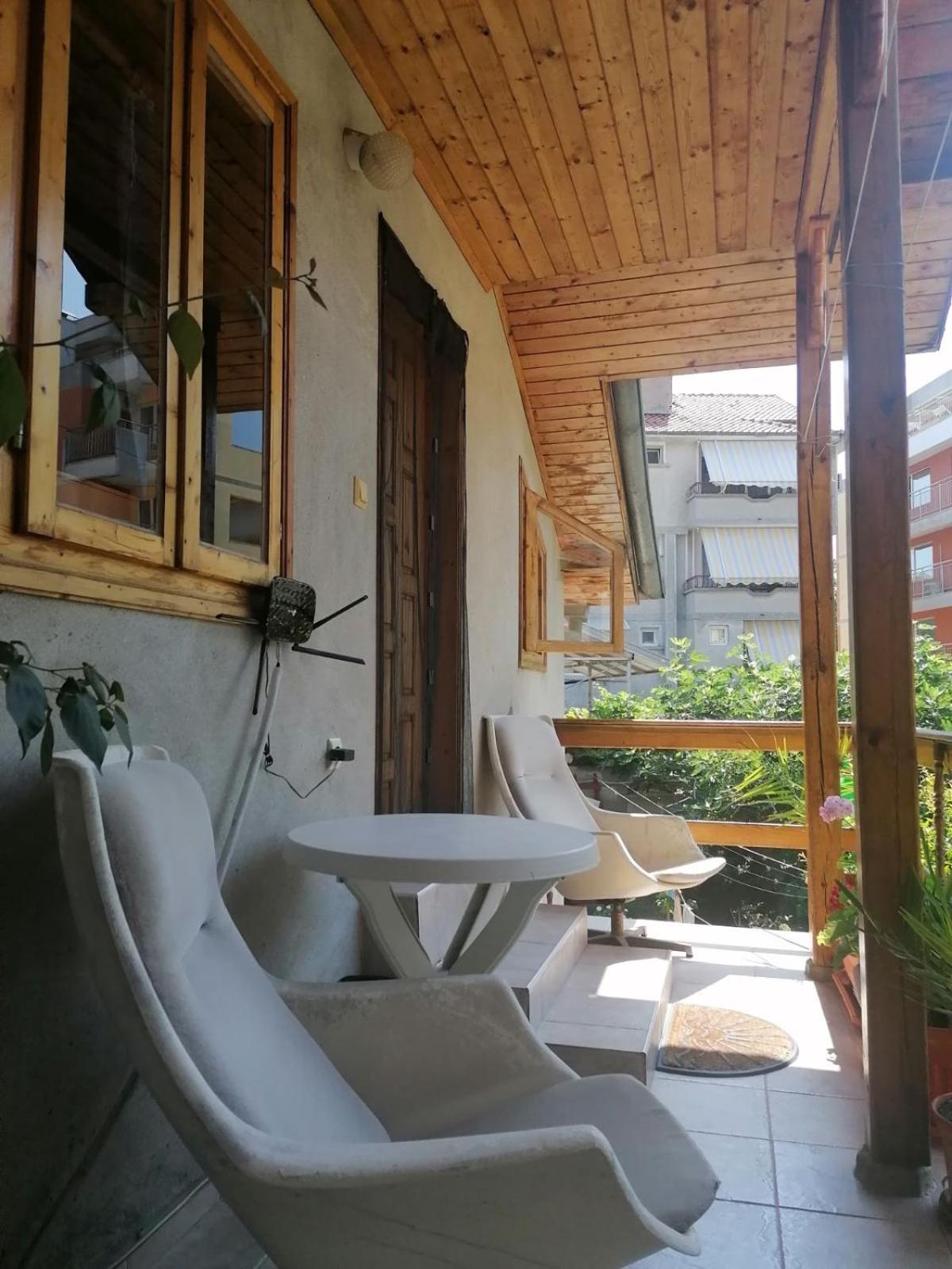 Guest House Sokratovi Обзор Экстерьер фото